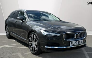 Used Volvo V90 Recharge Inscription, T6 AWD plug-in hybrid