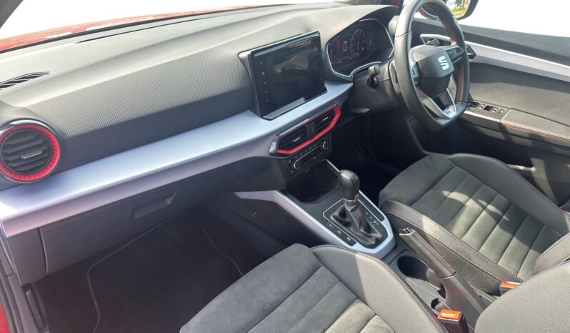 Used SEAT Arona 1.0 TSI (110ps) FR DSG SUV full