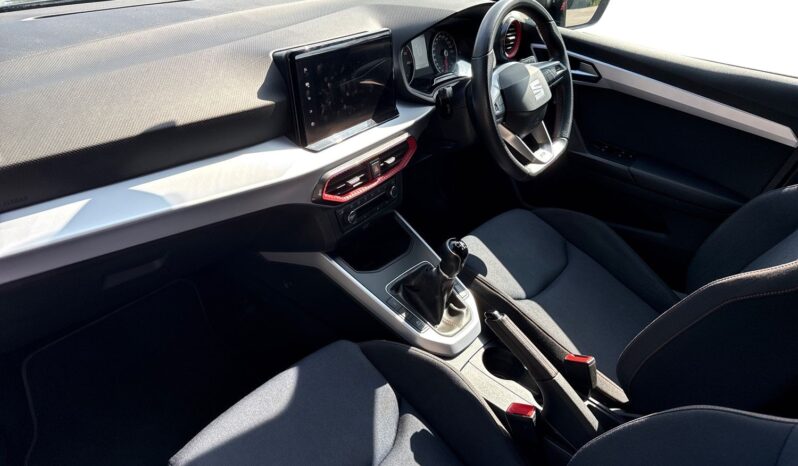Used SEAT Arona 1.0 TSI (110ps) FR SUV full