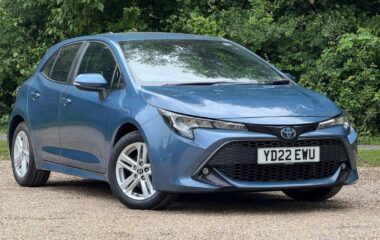 Used Toyota Corolla 1.8 VVT-h Icon CVT Euro 6 (s/s) 5dr