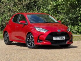 Used Toyota Yaris 1.5 VVT-h Design E-CVT Euro 6 (s/s) 5dr