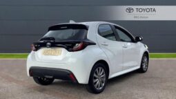 Used Toyota Yaris 1.5 VVT-h Icon E-CVT Euro 6 (s/s) 5dr full