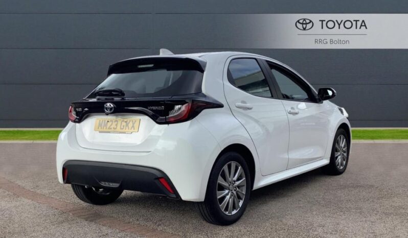 Used Toyota Yaris 1.5 VVT-h Icon E-CVT Euro 6 (s/s) 5dr full