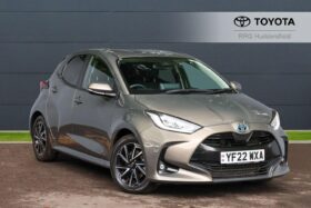 Used Toyota Yaris 1.5 VVT-h Design E-CVT Euro 6 (s/s) 5dr