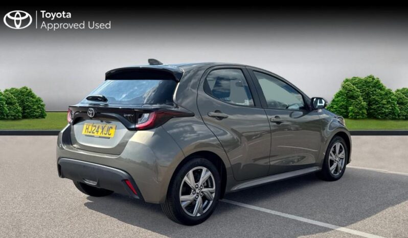 Used Toyota Yaris 1.5 VVT-h Icon E-CVT Euro 6 (s/s) 5dr full
