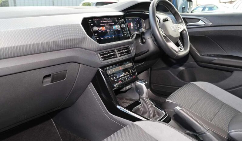 Used Volkswagen T-cross 1.0 TSI (110ps) R-Line DSG Hatchback full