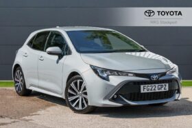 Used Toyota Corolla 1.8 VVT-h Design CVT Euro 6 (s/s) 5dr
