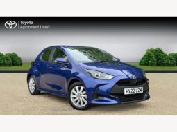Used Toyota Yaris 1.5 VVT-h Icon E-CVT Euro 6 (s/s) 5dr full