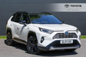 Used Toyota RAV4 2.5 VVT-h Dynamic CVT 4WD Euro 6 (s/s) 5dr