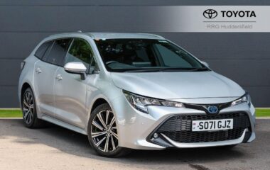 Used Toyota Corolla 1.8 VVT-h Design Touring Sports CVT Euro 6 (s/s) 5dr