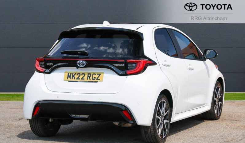 Used Toyota Yaris 1.5 VVT-h Dynamic E-CVT Euro 6 (s/s) 5dr full