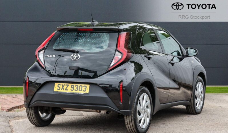 Used Toyota Aygo X 1.0 VVT-i Pure x-shift Euro 6 (s/s) 5dr full