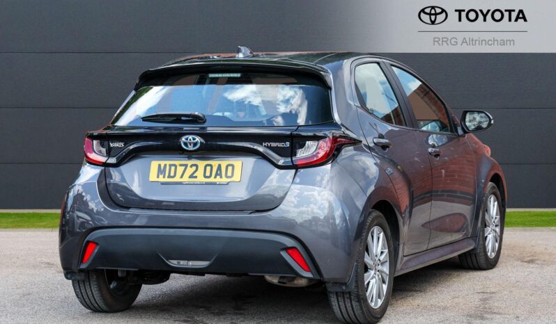 Used Toyota Yaris 1.5 VVT-h Icon E-CVT Euro 6 (s/s) 5dr full