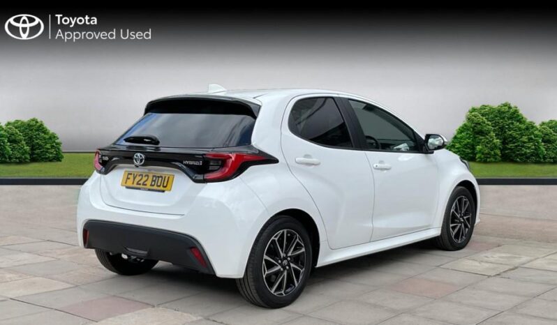 Used Toyota Yaris 1.5 VVT-h Design E-CVT Euro 6 (s/s) 5dr full