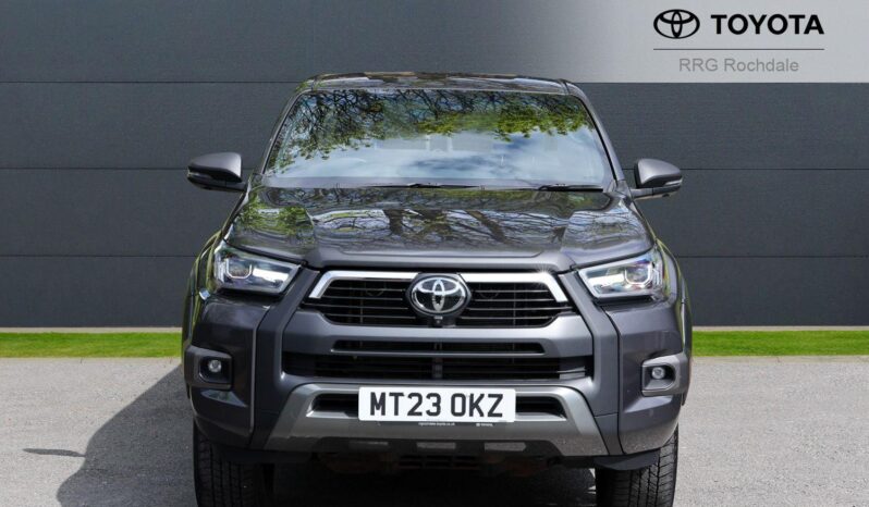 Used Toyota Hilux 2.8 D-4D Invincible X Auto 4WD Euro 6 (s/s) 4dr full