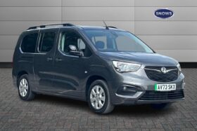 Used Vauxhall Combo Life 50kWh Design XL MPV Auto 5dr (7.4kW Charger)
