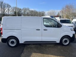 Used Peugeot Expert e 1000 75kWh Professional Premium + Standard Panel Van Auto MWB 6dr (7kW Charger) full