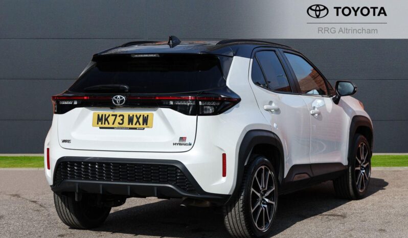 Used Toyota Yaris Cross 1.5 VVT-h GR SPORT E-CVT Euro 6 (s/s) 5dr full