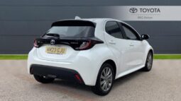 Used Toyota Yaris 1.5 VVT-h Icon E-CVT Euro 6 (s/s) 5dr full