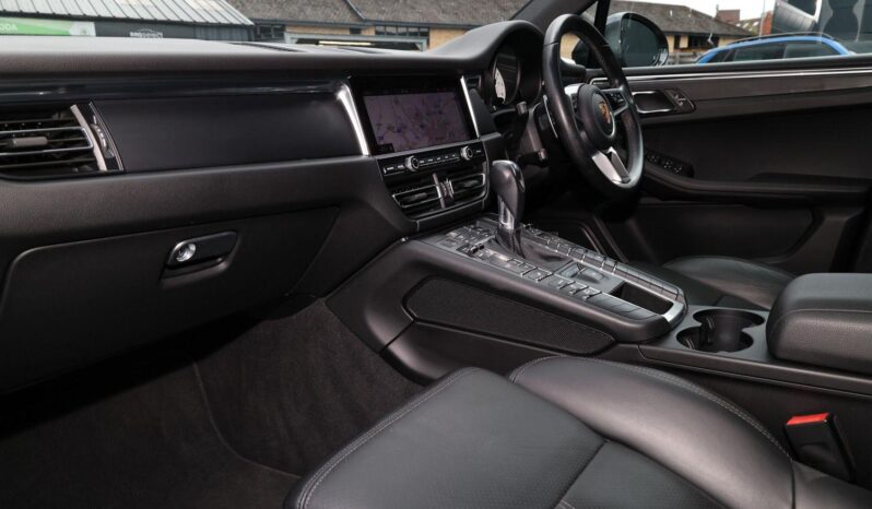 Used Porsche Macan 2.0T PDK 4WD Euro 6 (s/s) 5dr full