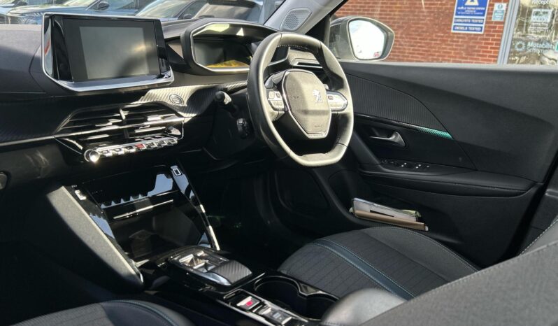 Used Peugeot 2008 50kWh Allure Premium Auto 5dr (7kW Charger) full