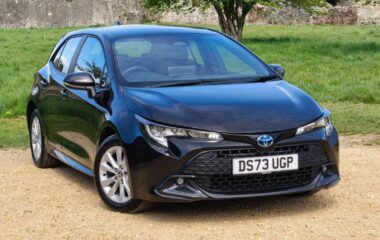 Used Toyota Corolla 1.8 VVT-h Icon CVT Euro 6 (s/s) 5dr