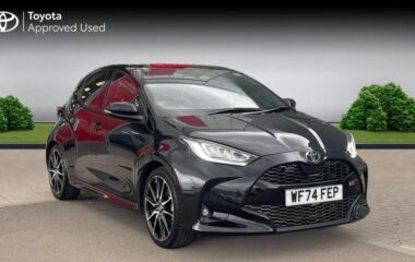 Used Toyota Yaris 1.5 VVT-h GR SPORT E-CVT Euro 6 (s/s) 5dr