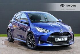 Used Toyota Yaris 1.5 VVT-h Design E-CVT Euro 6 (s/s) 5dr