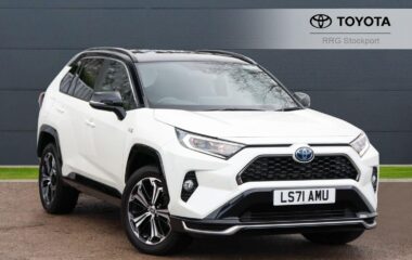 Used Toyota RAV4 2.5 VVT-h 18.1 kWh Dynamic CVT 4WD Euro 6 (s/s) 5dr