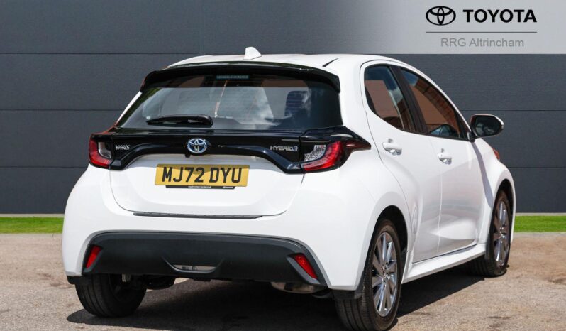Used Toyota Yaris 1.5 VVT-h Icon E-CVT Euro 6 (s/s) 5dr full