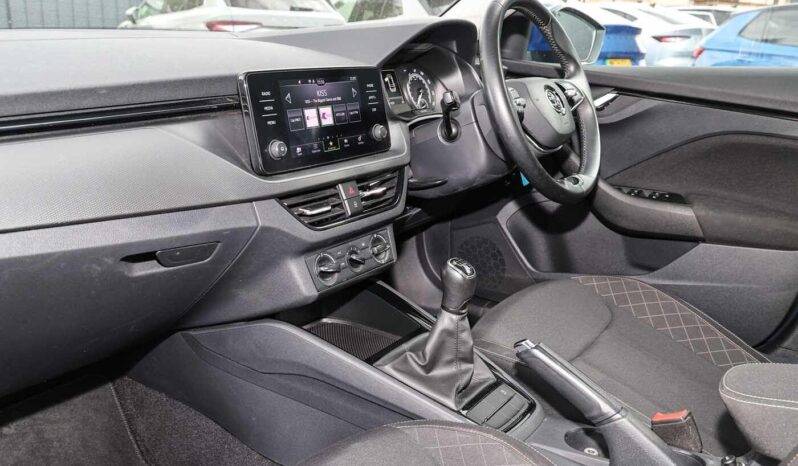 Used Skoda KAMIQ 1.0 TSI (110ps) SE SUV full