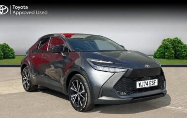 Used Toyota CHR 2.0 VVT-h 13.6 kWh Design SUV 5dr Petrol Plug-in Hybrid CVT Euro 6 (s/s) (223 ps)