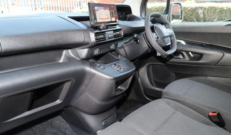 Used Peugeot Partner 52kWh Asphalt Standard Panel Van Auto SWB 5dr (7.4kW Charger) full