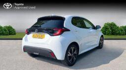 Used Toyota Yaris 1.5 VVT-h Design E-CVT Euro 6 (s/s) 5dr full