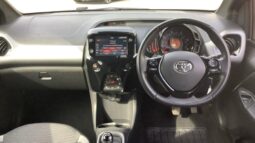 Used Toyota AYGO 1.0 VVT-i x-trend x-shift Euro 6 5dr (Safety Sense) full