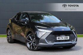 Used Toyota C-HR 2.0 VVT-h 13.6 kWh Design CVT Euro 6 (s/s) 5dr
