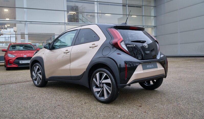 Used Toyota Aygo X 1.0 VVT-i Edge Euro 6 (s/s) 5dr full