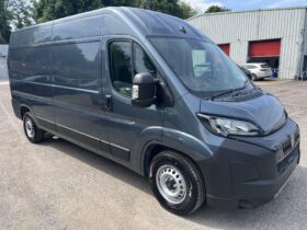 Used Peugeot Boxer 2.2 BlueHDi 335 Professional EAT8 L3 Medium Roof Euro 6 (s/s) 5dr