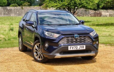 Used Toyota RAV-4 2.5 VVT-h Excel CVT 4WD Euro 6 (s/s) 5dr