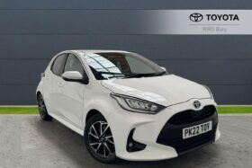 Used Toyota Yaris 1.5 VVT-h Design E-CVT Euro 6 (s/s) 5dr