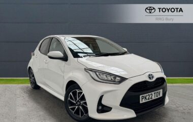 Used Toyota Yaris 1.5 VVT-h Design E-CVT Euro 6 (s/s) 5dr