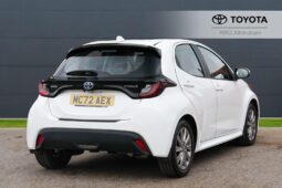 Used Toyota Yaris 1.5 VVT-h Icon E-CVT Euro 6 (s/s) 5dr full