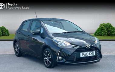 Used Toyota Yaris 1.5 VVT-i Icon Tech Euro 6 5dr