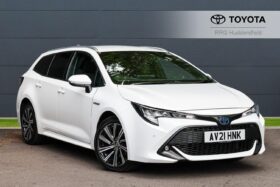 Used Toyota Corolla 1.8 VVT-h Design Touring Sports CVT Euro 6 (s/s) 5dr