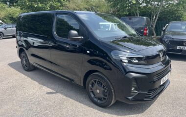 Used Vauxhall Vivaro 2.0 Turbo D 3100 Pro SWB H1 Euro 6 6dr