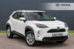 Used Toyota Yaris Cross 1.5 VVT-h Icon E-CVT Euro 6 (s/s) 5dr