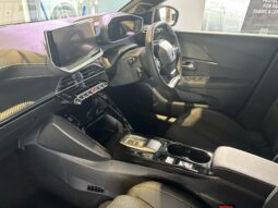 Used Peugeot 208 50kWh E-Style Auto 5dr (7.4kW Charger) full