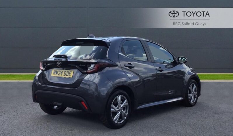 Used Toyota Yaris 1.5 VVT-h Icon E-CVT Euro 6 (s/s) 5dr full