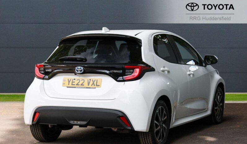 Used Toyota Yaris 1.5 VVT-h Design E-CVT Euro 6 (s/s) 5dr full