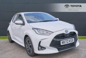 Used Toyota Yaris 1.5 VVT-h Design E-CVT Euro 6 (s/s) 5dr